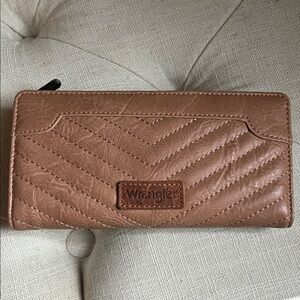 Wrangler Tan Quilted Women's Wallet